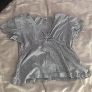 Light grey t-shirt